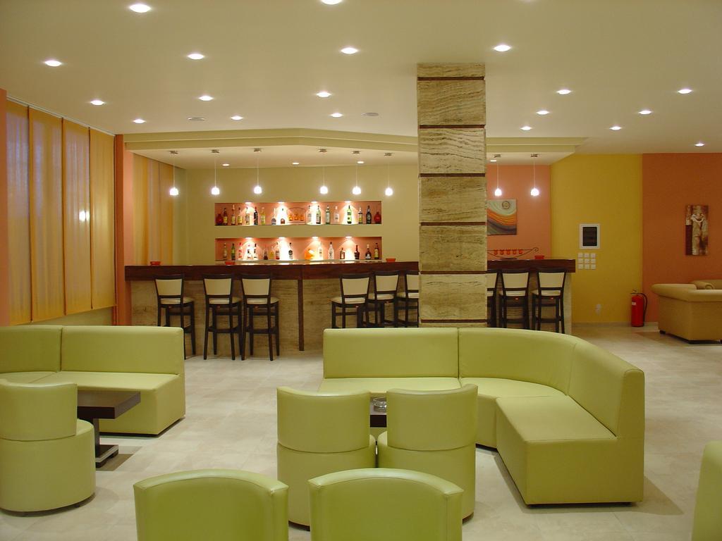 Golden Sands Hotel Ájos Jeórjos Eksteriør bilde